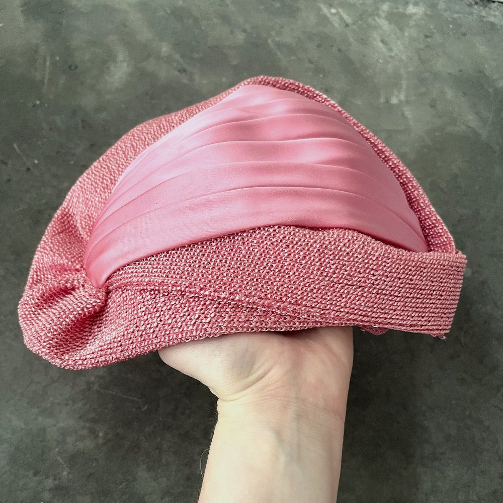 Vintage 1950s Karo hat in pink